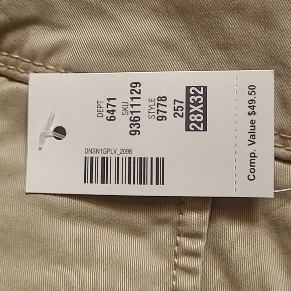 NWT AERO Slim Straight khakis - Picture 4 of 4
